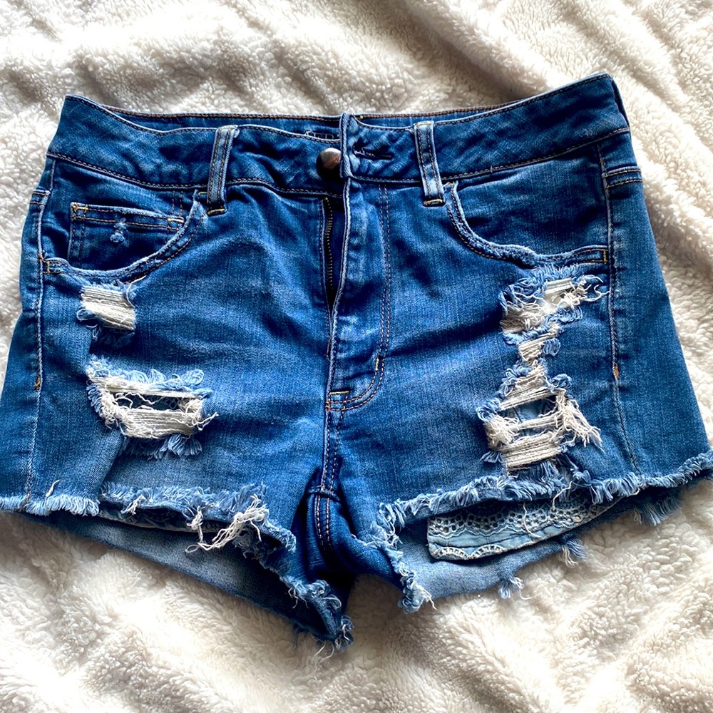 American Eagle hi-rise shortie